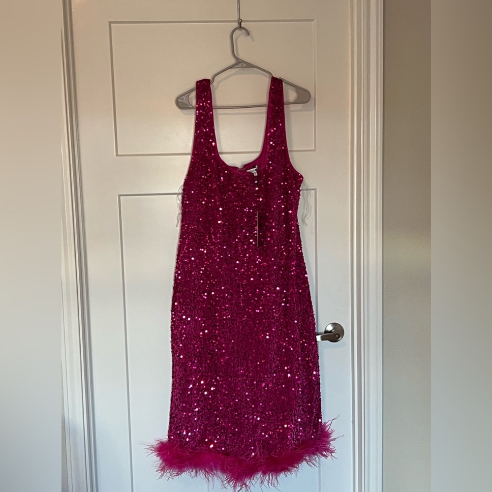 Pink Sequins Dress - Picture 2 of 3